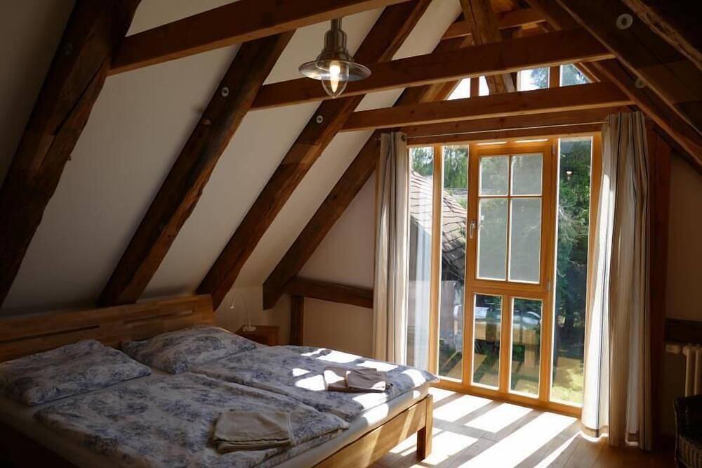 Haus Anno 1750: Ferien im Spreewald-Dorf Lehde direkt am Fließ mit Sauna und Kamin in Lehde, Lübbenau