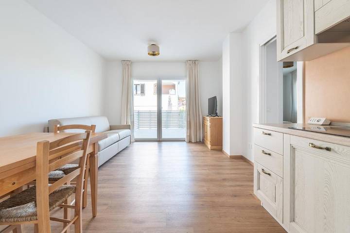 Apartahotel para 4 personas, con terraza en Cerdeña