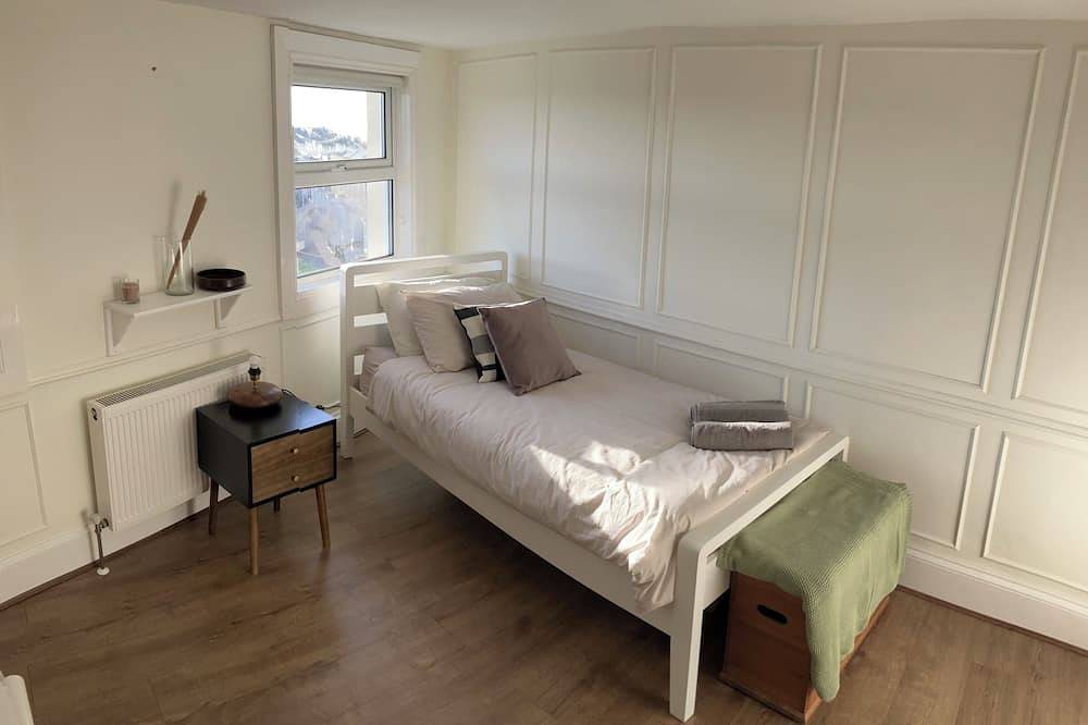 Central Margate house with sauna & private garden in Botany Bay, Kent