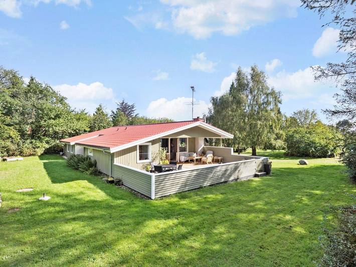 Ferienhaus für 6 Personen, mit Terrasse und Garten, kinderfreundlich in Orø