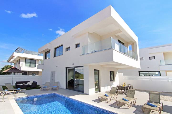 Villaggio vacanze per 7 persone, con balcone e giardino nonché piscina in Cipro