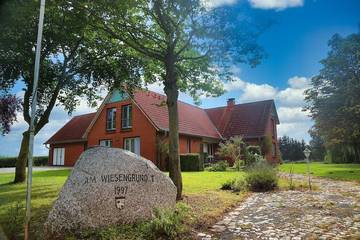 Ferienhaus für 14 Personen, mit Whirlpool und Terrasse, mit Haustier in Wolgast