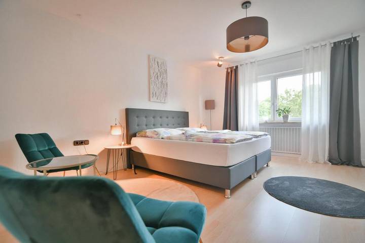 Ferienwohnung für 8 Personen, mit Balkon und Terrasse sowie Ausblick in Selb - 2