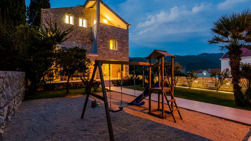 Villa Tesa by Villas Guide in Zaton, Grad Dubrovnik