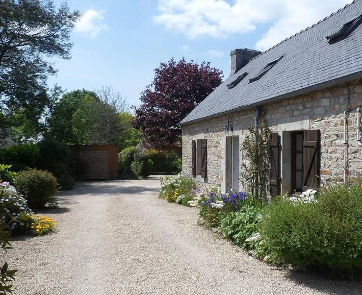 Ferienhaus für 4 Personen, mit Terrasse und Garten sowie Ausblick in Pleuven