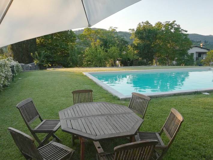 Appartamento per 9 persone, con Terrazza e Giardino nonché Piscina e Panorama a Bagno a Ripoli