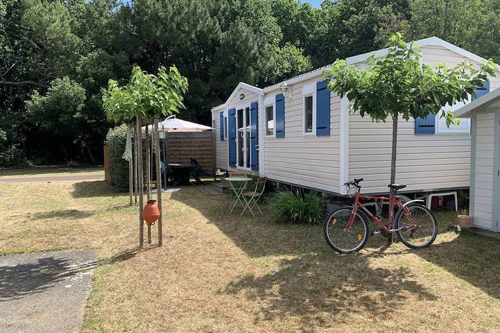 Camping pour 4 personnes, avec Jardin