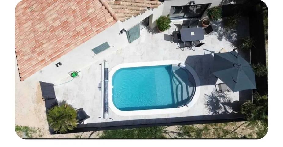 Location de vacances pour 6 personnes, avec piscine et terrasse à Saint-Maximin (Nimes) - 2