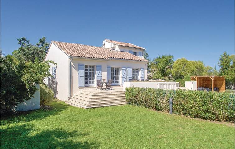 Retiro junto a la piscina: a 2,5 km de Corneilhan y a 700 m de L'Orb in Thézan-lès-Béziers, Costa mediterránea (Francia)