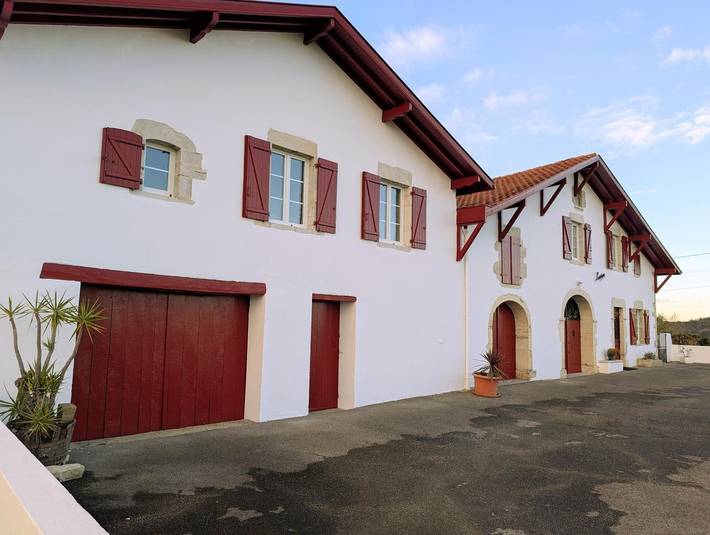 Gîte pour 6 personnes, avec jardin au Pays basque - 4