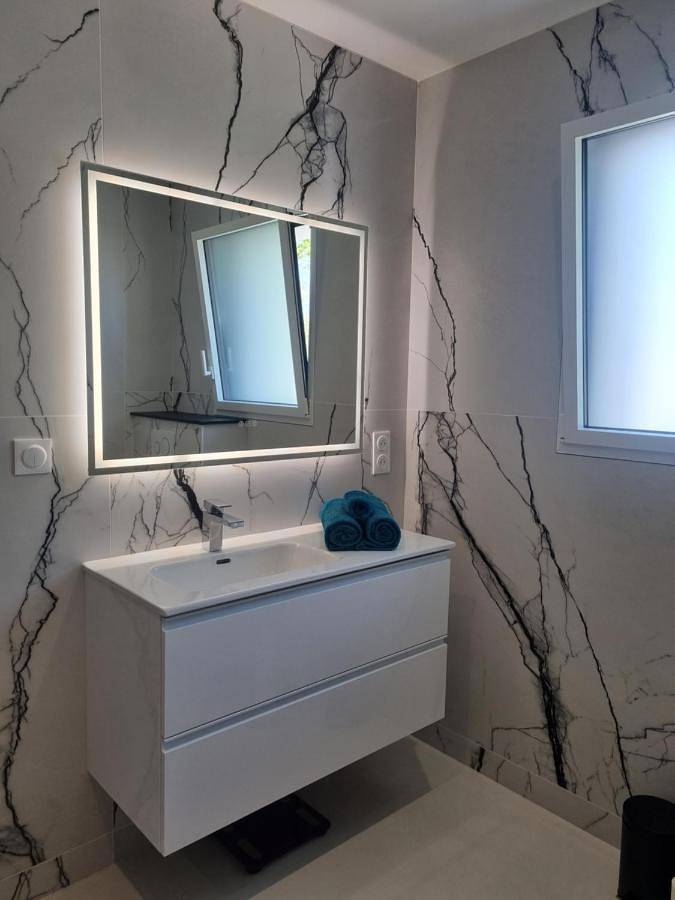 Studio privatif tout équipé dans résidence de l'hôte in Sainte-Flaive-des-Loups, Vallée de la Loire