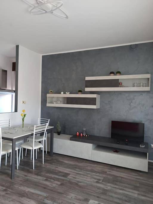 Ferienwohnung für 6 Personen, mit Balkon und Garten sowie Ausblick - 1