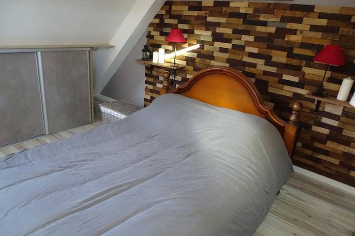 Location de vacances pour 8 personnes, avec jacuzzi ainsi que sauna et jardin à Lantic - 2