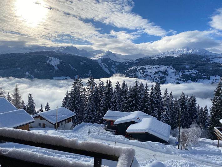 Entire holiday apartment, Ferienhaus Underem Ried - 4.5 bedroom house for 6 people, 160m2 in Luzein, Plessur alps