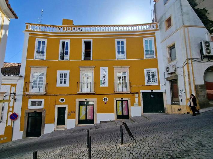 Hostal para 2 personas, con Balcón además de Terraza y Jardín en Elvas