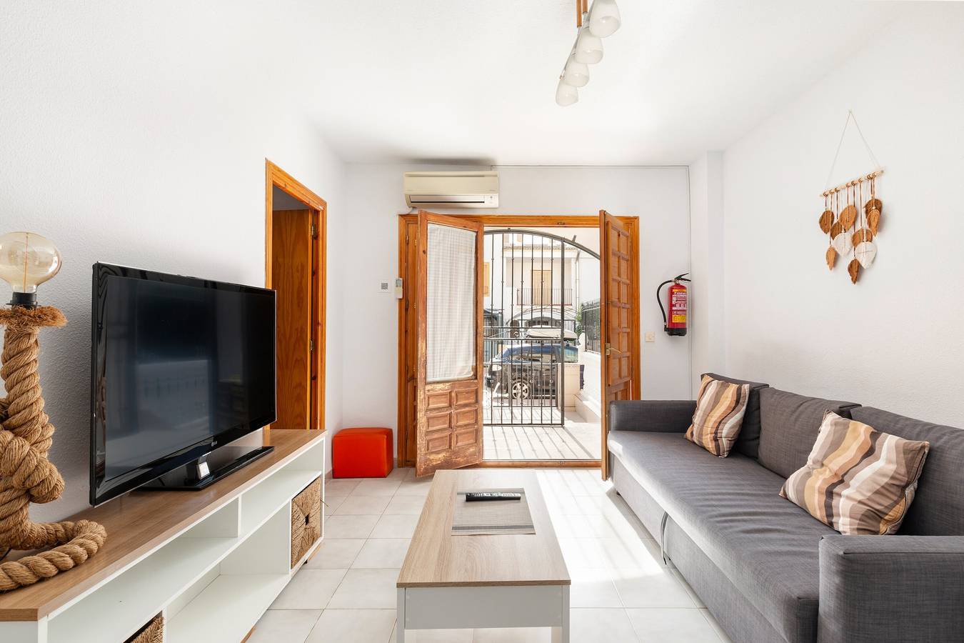 Apartamento entero, Apartamento 'Moreras' con piscina comunitaria y Wi-Fi in Puerto de Mazarrón, Mazarrón