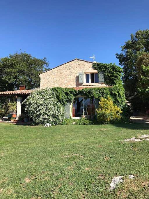 Chalet para 8 personas, con vistas además de piscina y jardín - 1