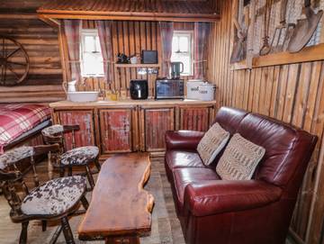 Cottage for 4 People in County Londonderry, Ulster, Photo 2