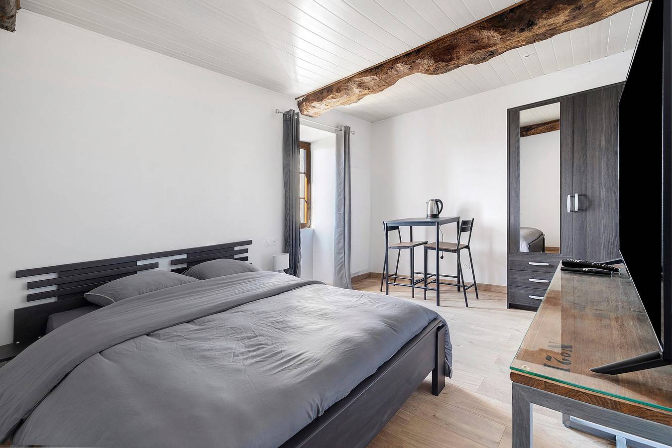 Chambre « Le nid d’abeilles » avec Wi-Fi in Frossay, Vallée de la Loire