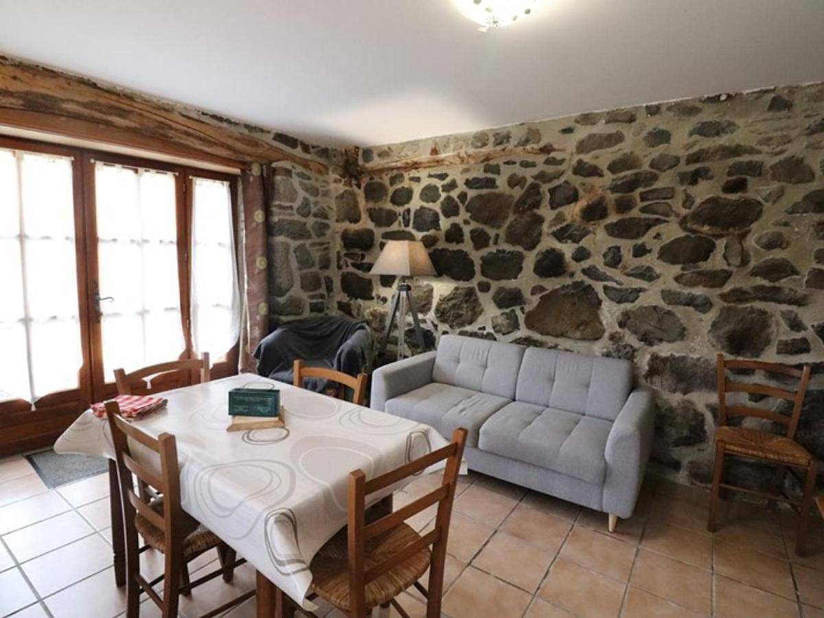 Holiday Home in Méallet, Région de Mauriac