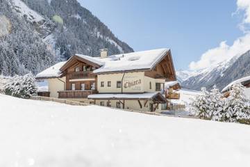 Hütte für 3 Personen in Neustift im Stubaital, Innsbruck Land, Bild 1