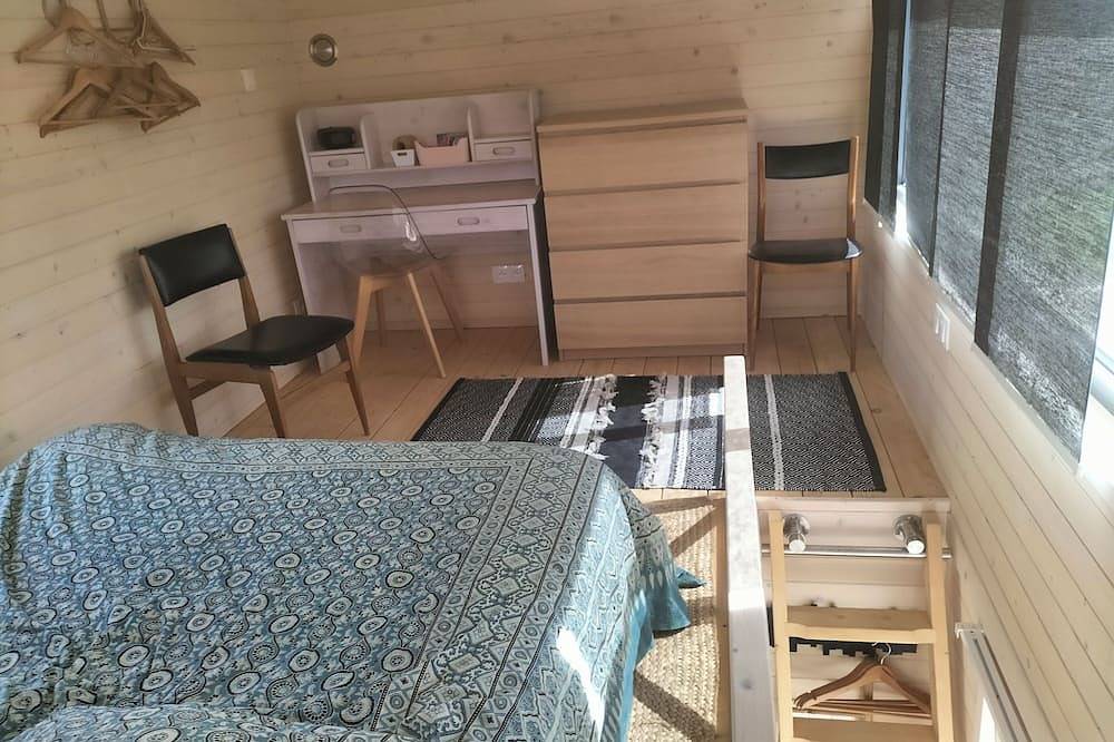 La Fauvette,adorable  maisonnette ,sous Côtes de Meuse ,près lac, 15min Verdun, in Bonzée, Verdun