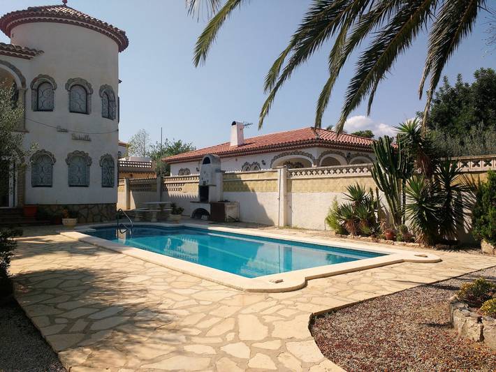 Casa rural para 10 personas, con jardín y balcón en Montroig - 3