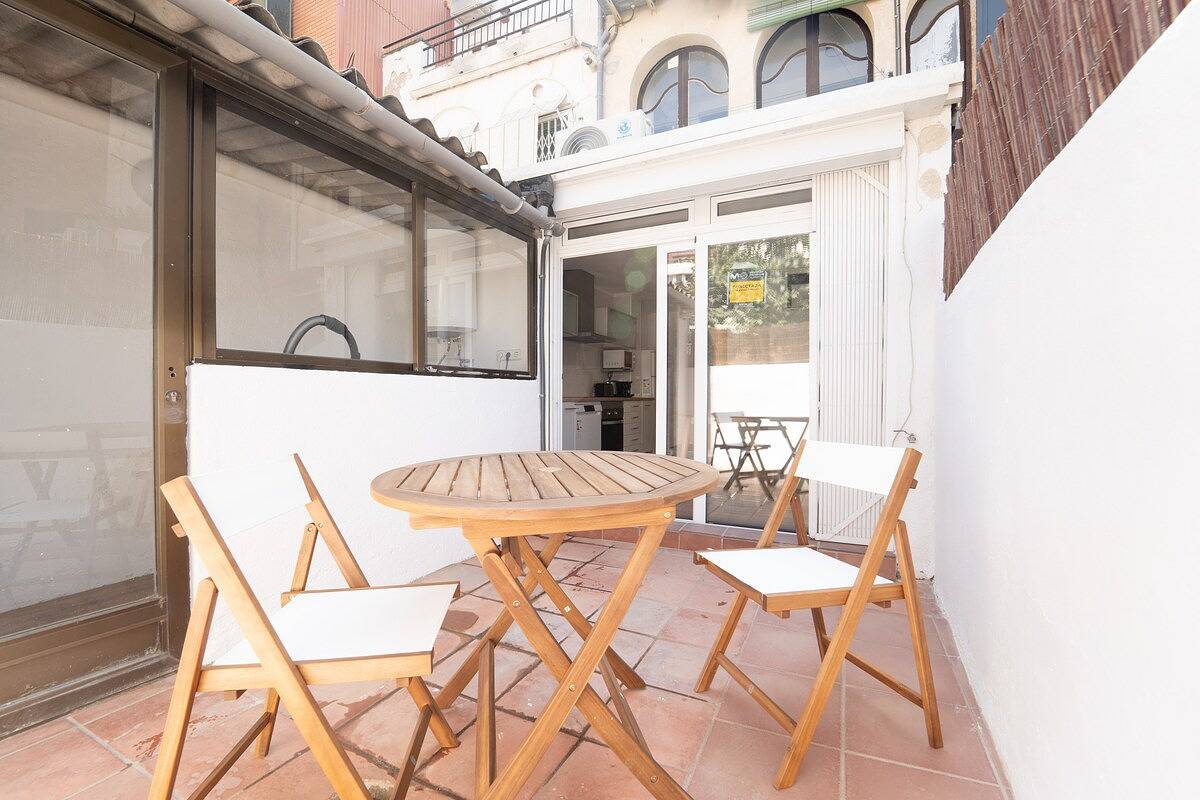 Appartamento intero, Sants centro: terraza y calma urbana in Barcelona Centre, Barcellona