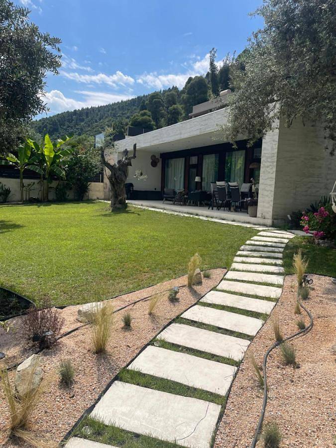 Ferienhaus für 4 Personen, mit Balkon und Terrasse sowie Garten und Ausblick