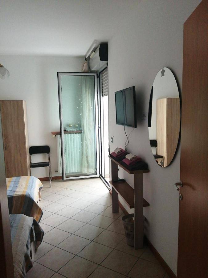 Maison d’hôte pour 6 personnes, avec balcon et vue à Brescia - 4