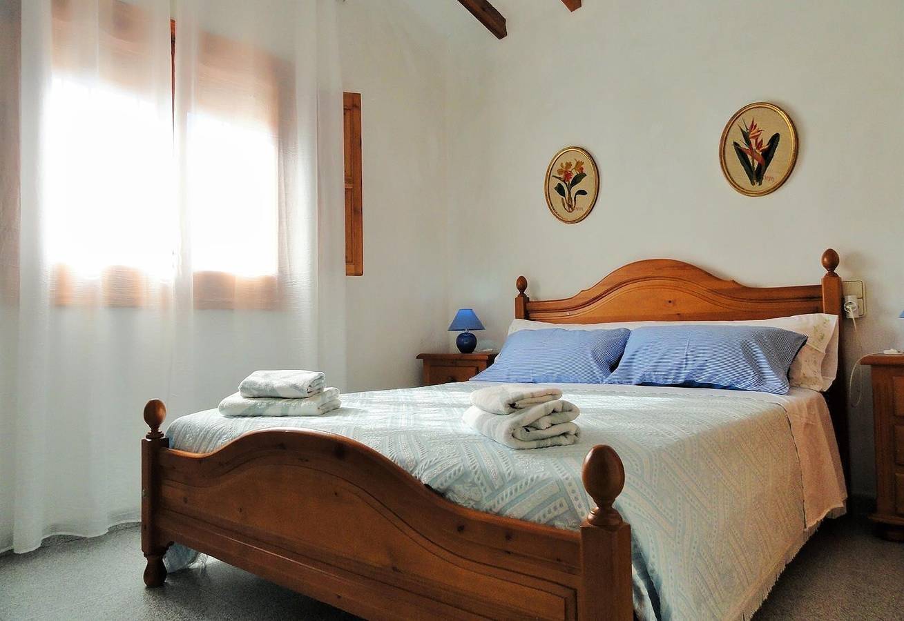 Villa 'Jávea Rafalet' con vistas a la montaña, Wi-Fi y aire acondicionado in El Rafalet, Jávea