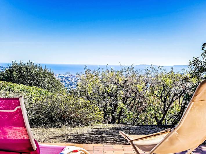 Villa pour 8 personnes, avec terrasse et vue à Bormes-les-Mimosas - 2
