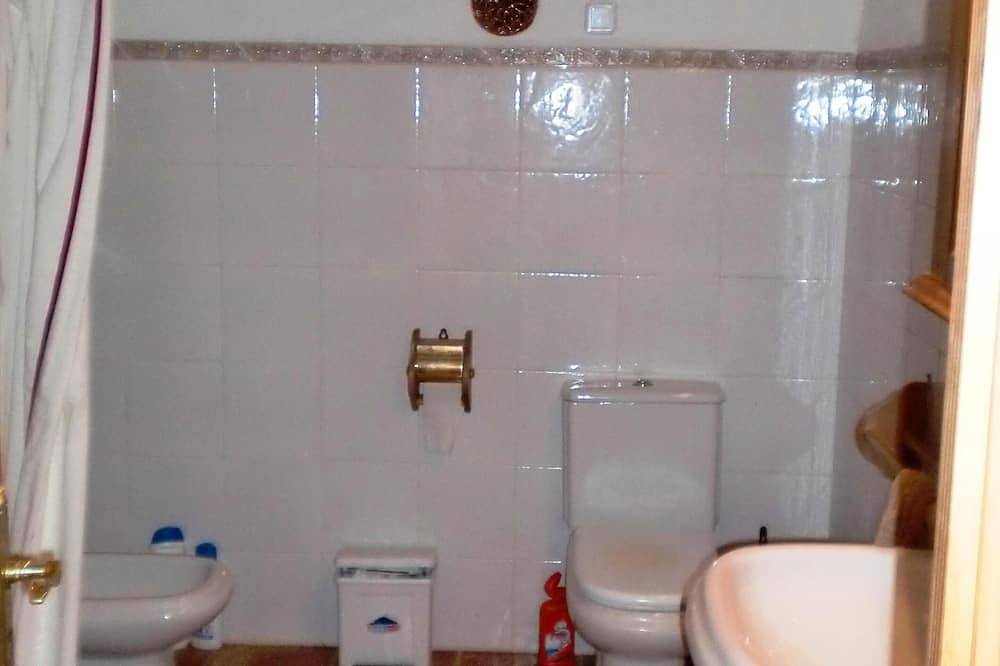 Apartment in stone manor house with pool and wifi 2 km from Inca in Lloseta, Majorca Center