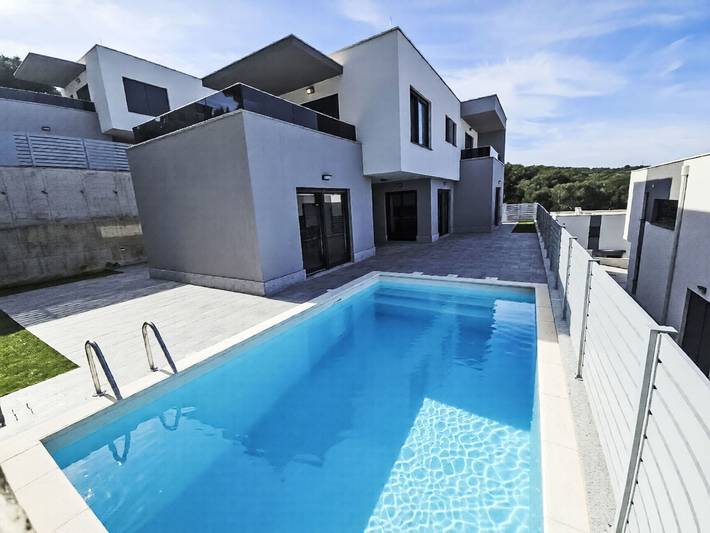 Villa pour 6 personnes, avec balcon à Splitska