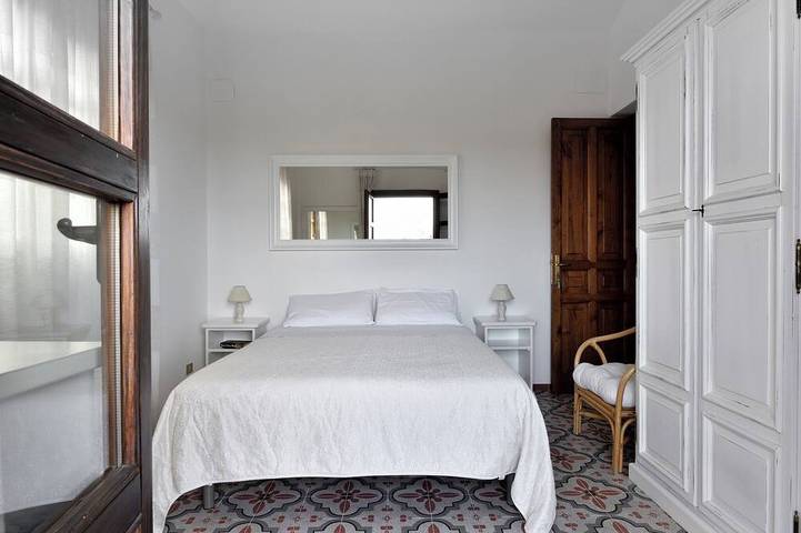 Ganze Wohnung, Miramare apartment with sea and mountain view! in Santa Maria Navarrese, Lotzorai
