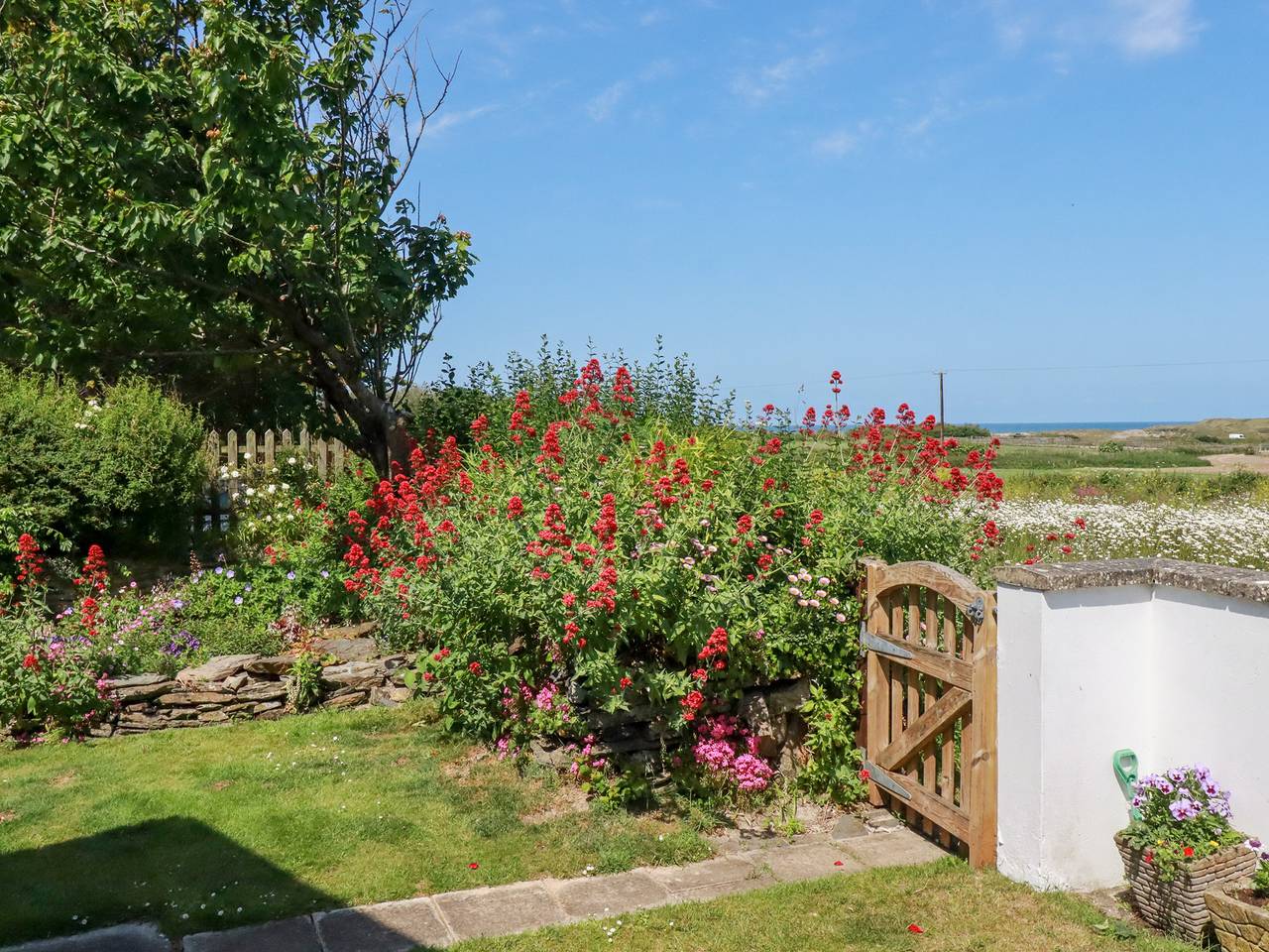 Bramble Cottage in Gwithian, Cornwall