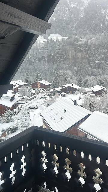 Ganze Ferienwohnung, Chalet l'Eglantine - 5.5-Zimmerwohnung in Planachaux, Champéry