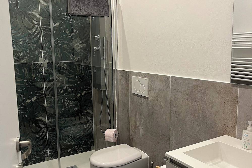 Appartamento intero, Casa nuova ad un passo dalla stazione in Empoli, Firenze e dintorni