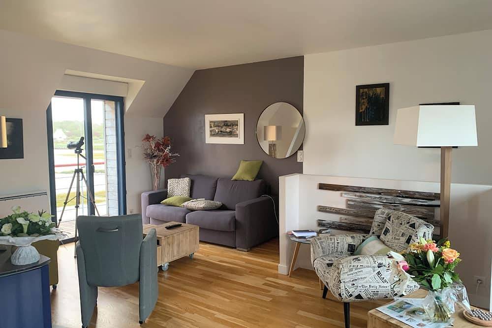 Casa de pescadores con vista excepcional del puerto trasero, cerca de las playas in Treffiagat, Region de Quimper