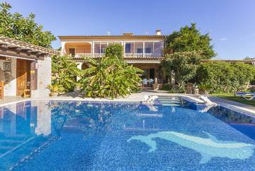 Villa in Pollença Stadt, Pollença für 8 