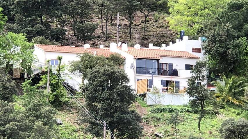 Maison de vacances pour 8 personnes, avec piscine ainsi que jardin et terrasse, animaux acceptés