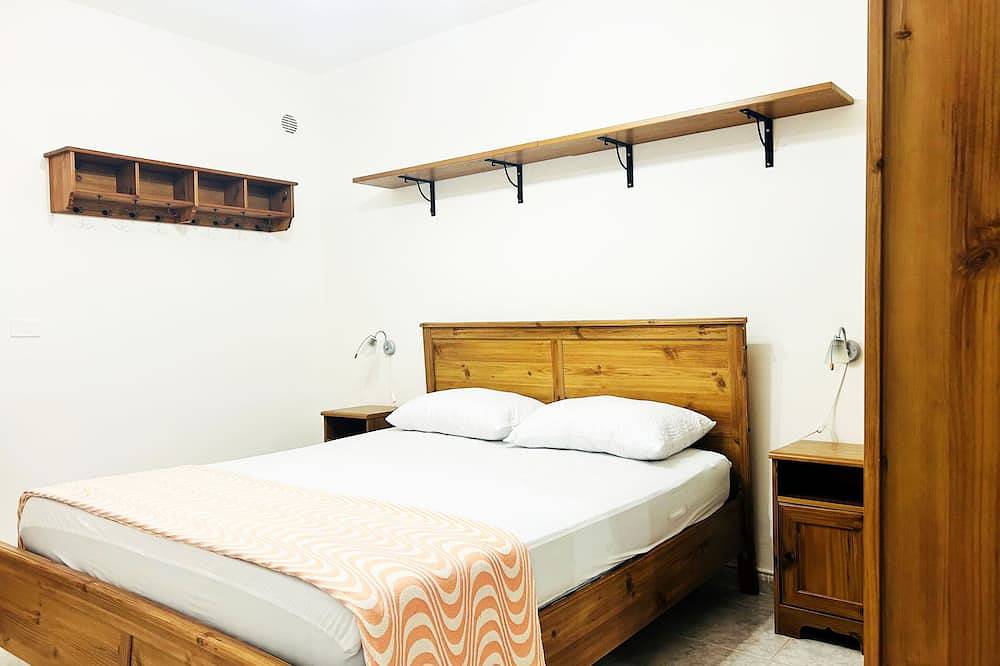 Entire apartment, Melissa Holiday House 4 to 6 places in Torre Pali, Gulf of Taranto