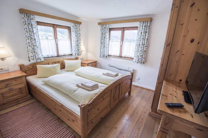 Ferienhaus (8-14 Personen/6 Sz) in Flachau, Ski Amadé