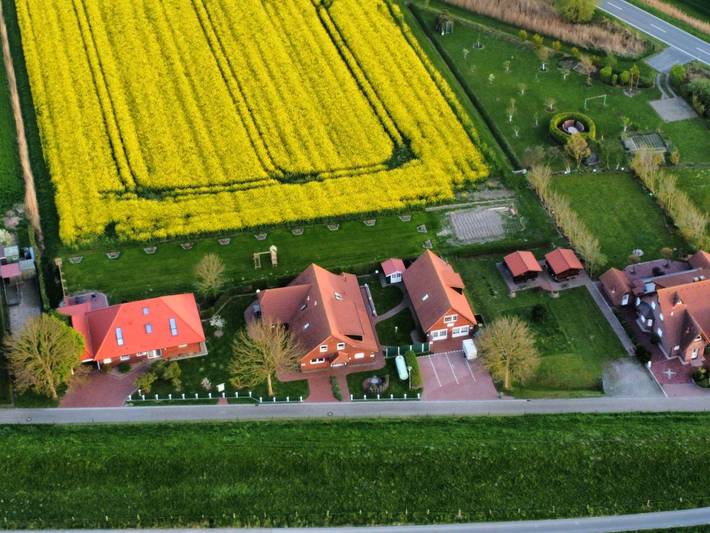 Ganze Ferienwohnung, Ferienhaus Glücksklee - Huck Een 1371, 1 kl. Hund erlaubt in Neßmersiel, Dornum