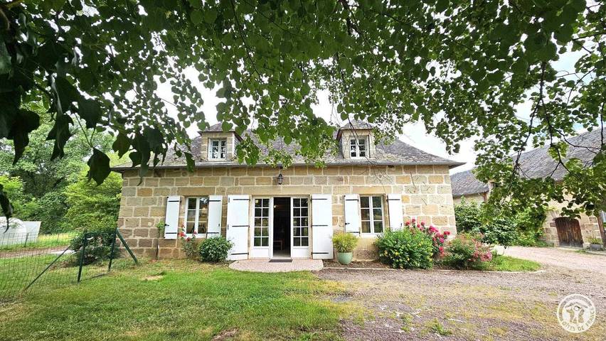 Aux bords de la Vézère - 2 in Saint-Pantaléon-de-Larche, Brive-la-Gaillarde region