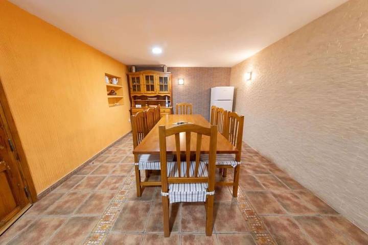 Chalet para 8 personas, con terraza y vistas, Se admiten mascotas en Comunidad de Calatayud - 3