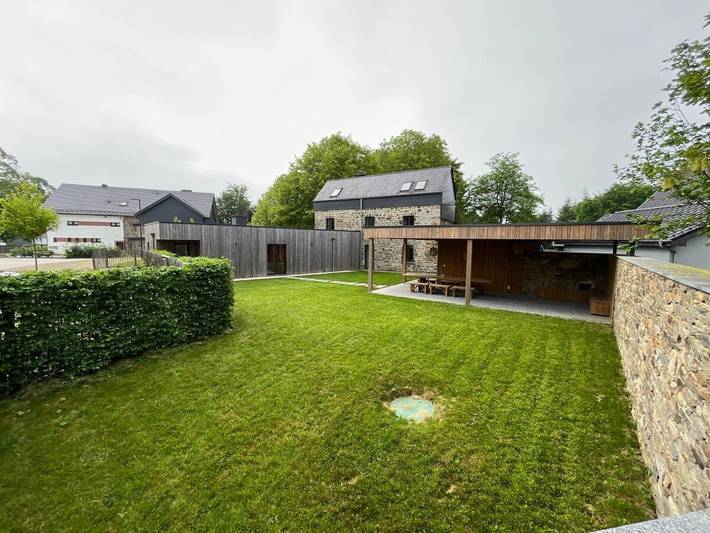 Location de vacances pour 12 personnes, avec vue ainsi que jardin et sauna dans Wévercé - 2