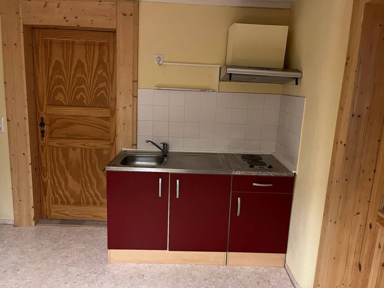Ganze Ferienwohnung, Ferienwohnung mit Garten und Ostseenähe Ovs 111 - 2-Raum-Ferienwohnung bis 2 Pers. in Rakow, Salzhaff