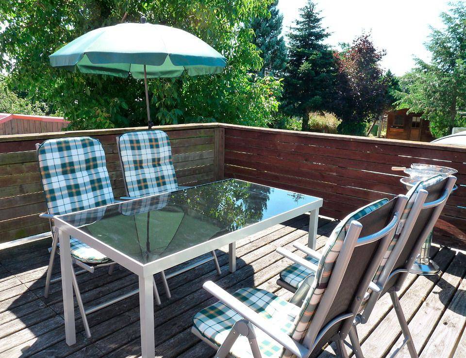 Ganze Wohnung, Komfortable Ferienwohnung mit Terrasse, Pool und Sauna in Malchow in Malchow, Fleesensee