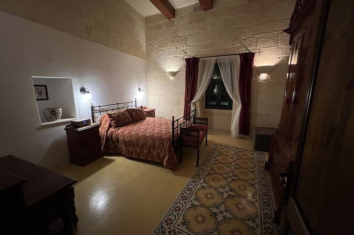 Dar Ta Nina Wunderschöne Luxus-Familienvilla mit 5 Schlafzimmern. Pool Klimaanlage und Wifi in Xaghra, Gozo